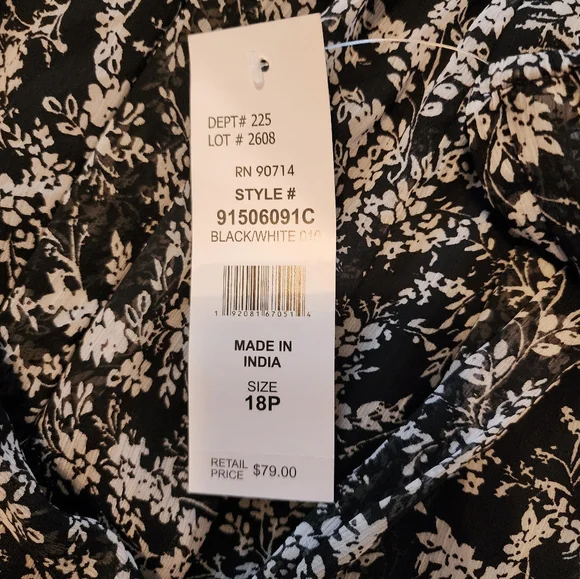 Long Sleeve Dress - Picture 3 of 4